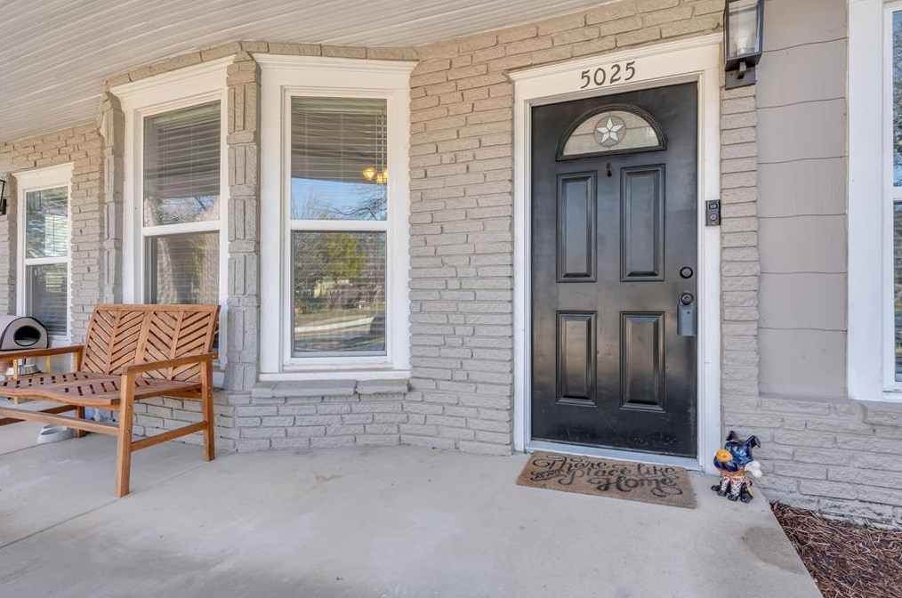 5025 Donnelly Ave, Fort Worth, TX 76107