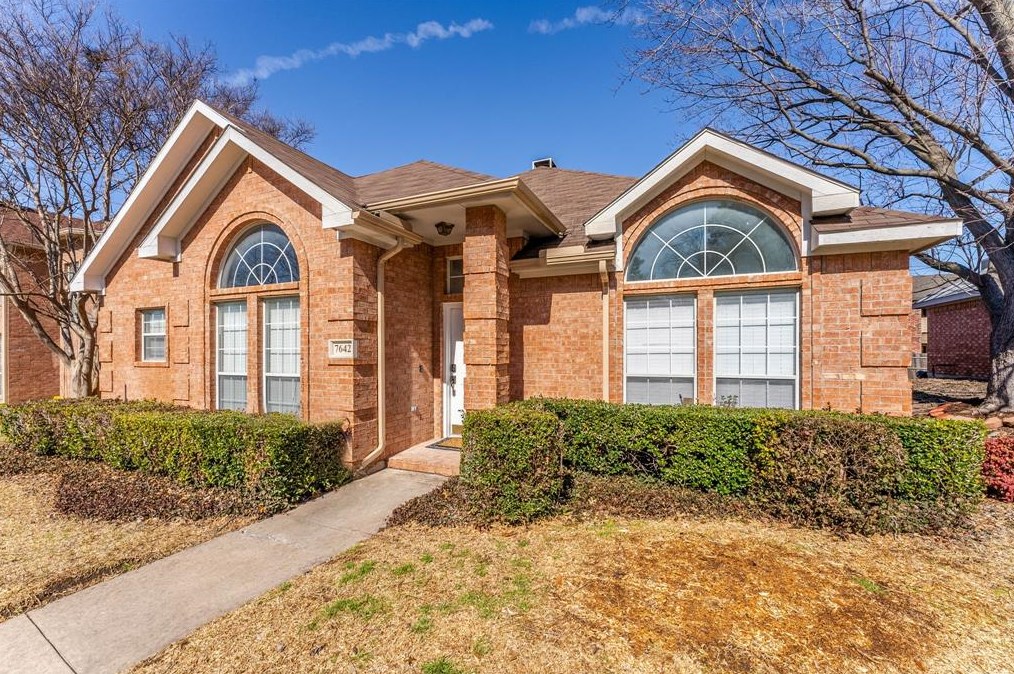 7642 Chadwick Ct, Dallas, TX 75248