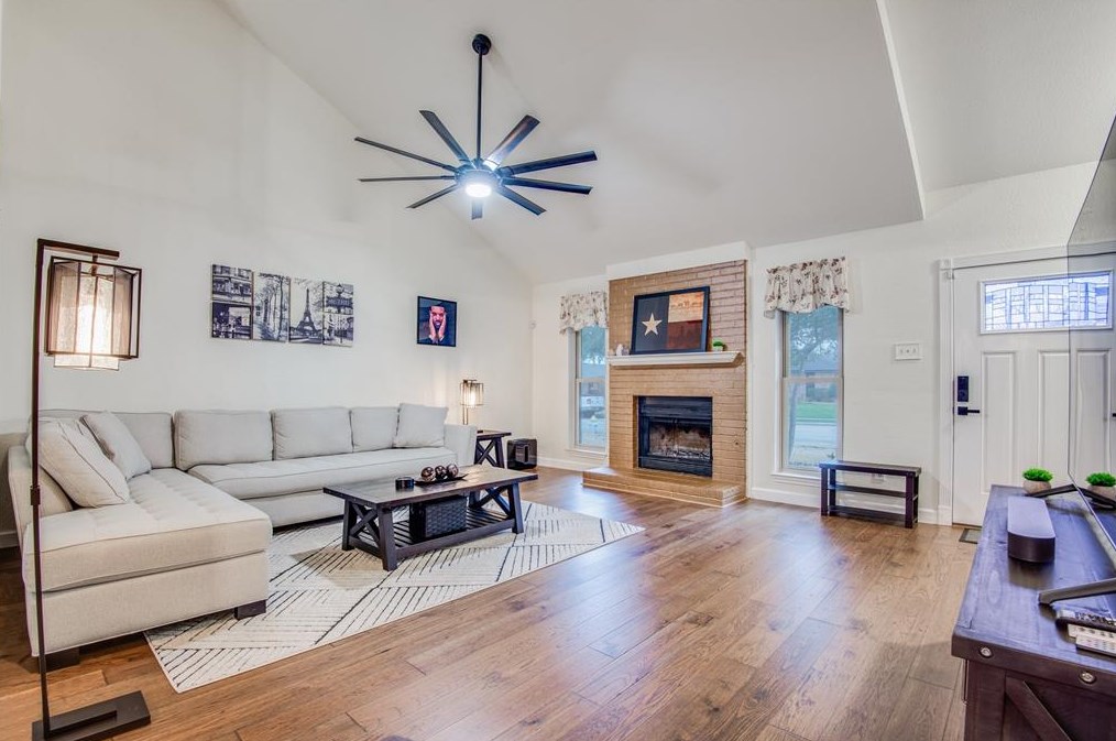 3806 Furneaux Ln, Carrollton, TX 75007
