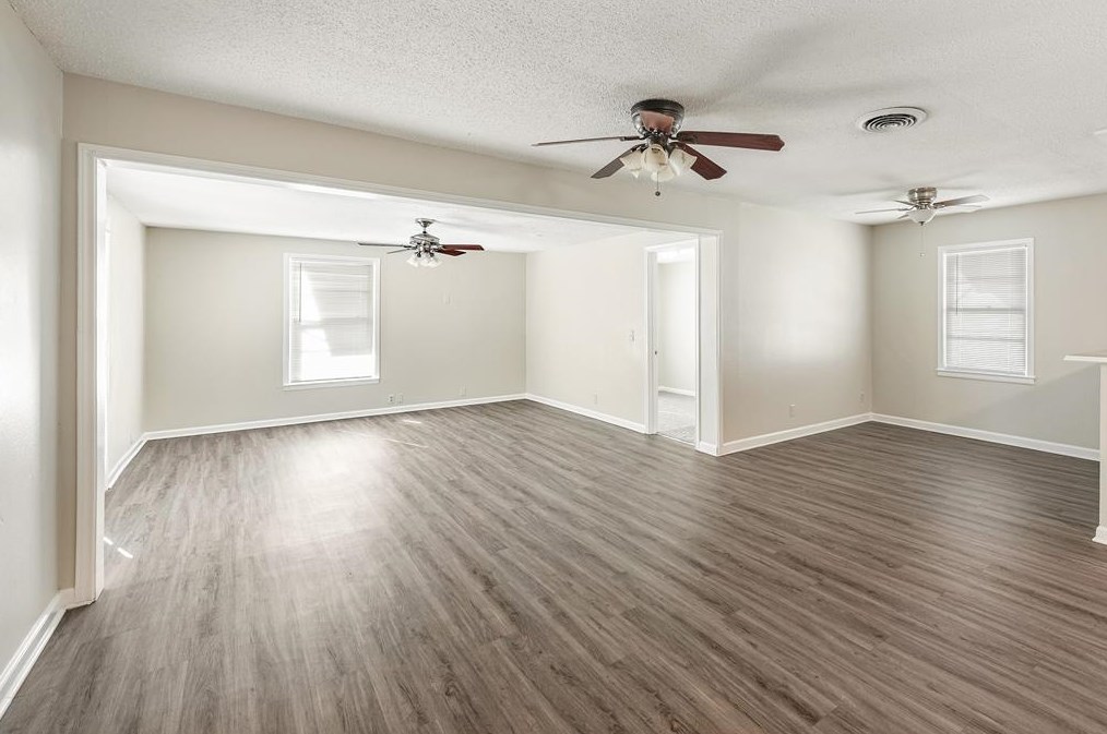 5849 Carb Dr, Fort Worth, TX 76114
