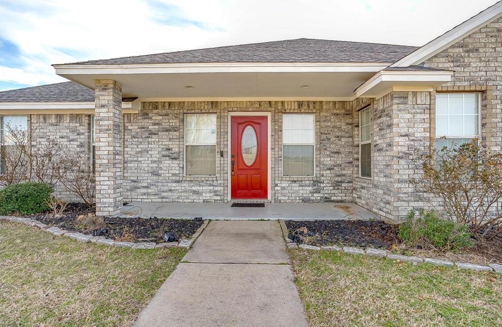 1021 Dominique Dr, Weatherford, TX 76087
