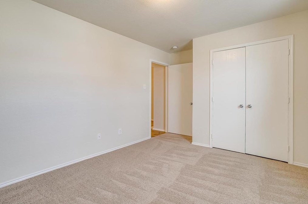 432 Twin Knoll Dr, Mckinney TX  75071-3711 exterior