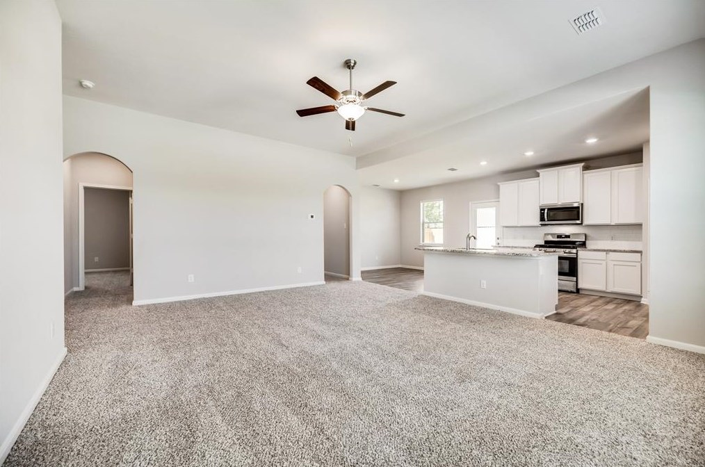 2004 Meadow Dr, Anna, TX 75409