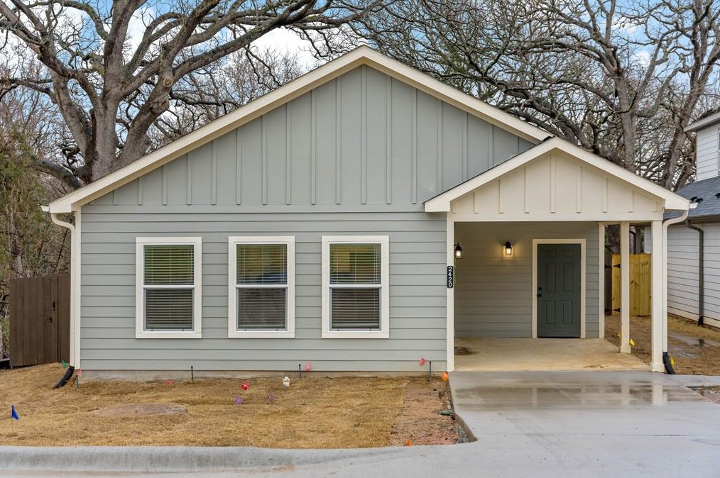 2420 S Fannin Ave, Denison, TX 75020