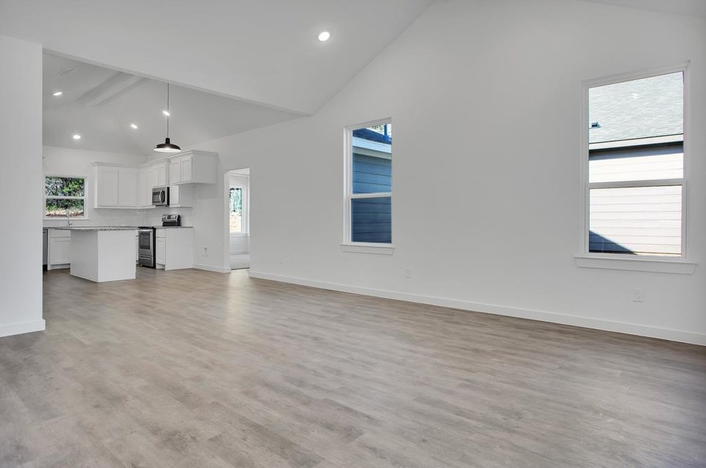 1479 Cathey Dr, Denison, TX 75020