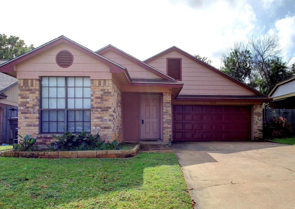 2517 Bamberry Dr, Fort Worth, TX 76133