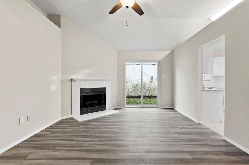 10411 Shayna Dr, Dallas TX  75217-3250 exterior