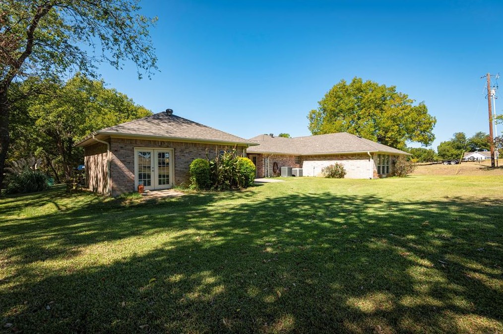 4105 County Road 3134, Lone Oak, TX 75453