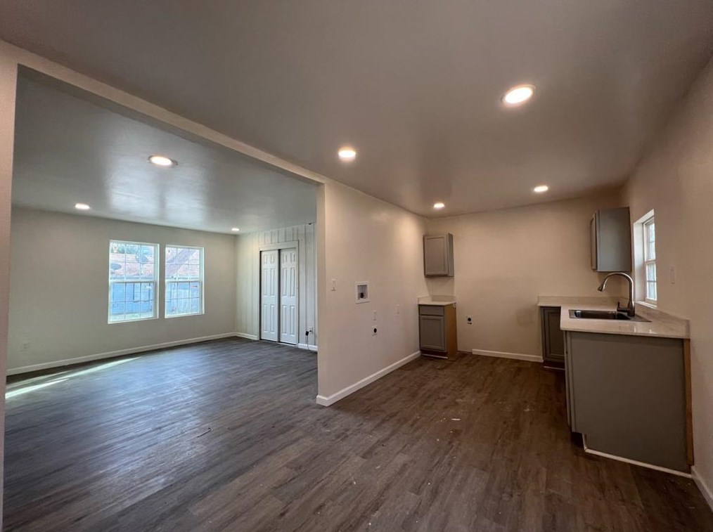 1430 W 5th Ave, Corsicana, TX 75110