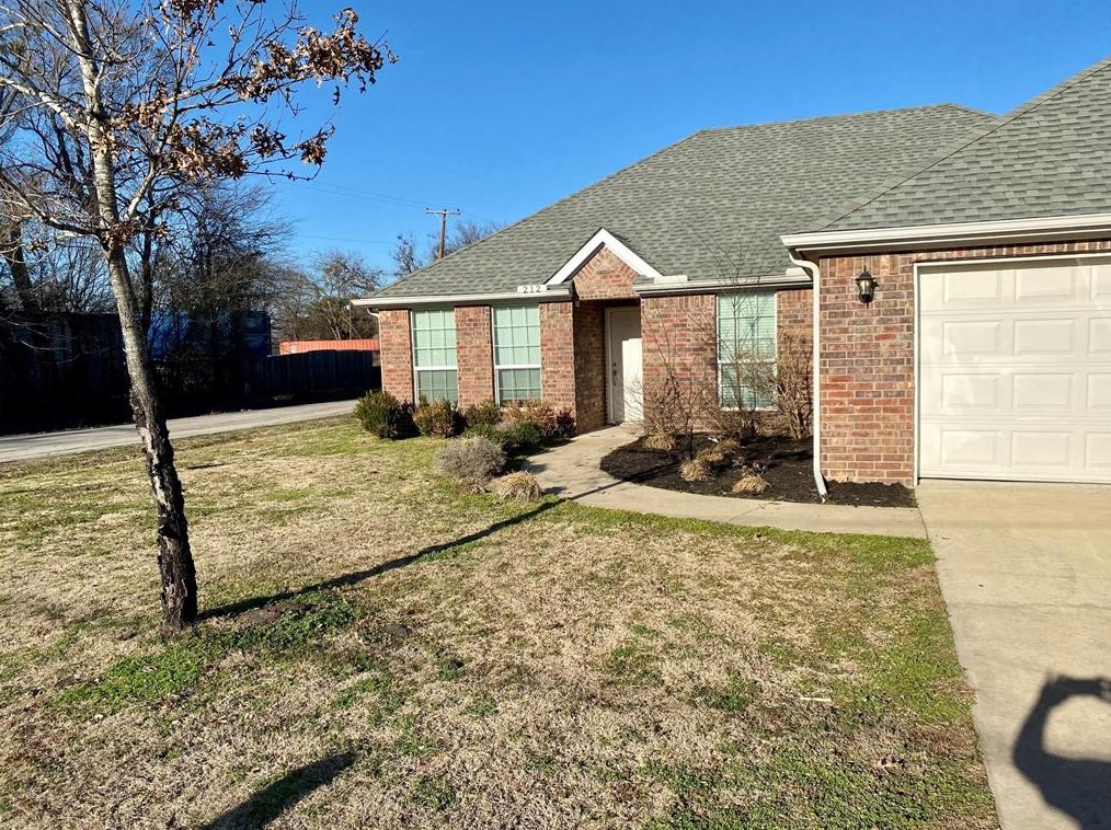 212 Boles St, Forney, TX 75126