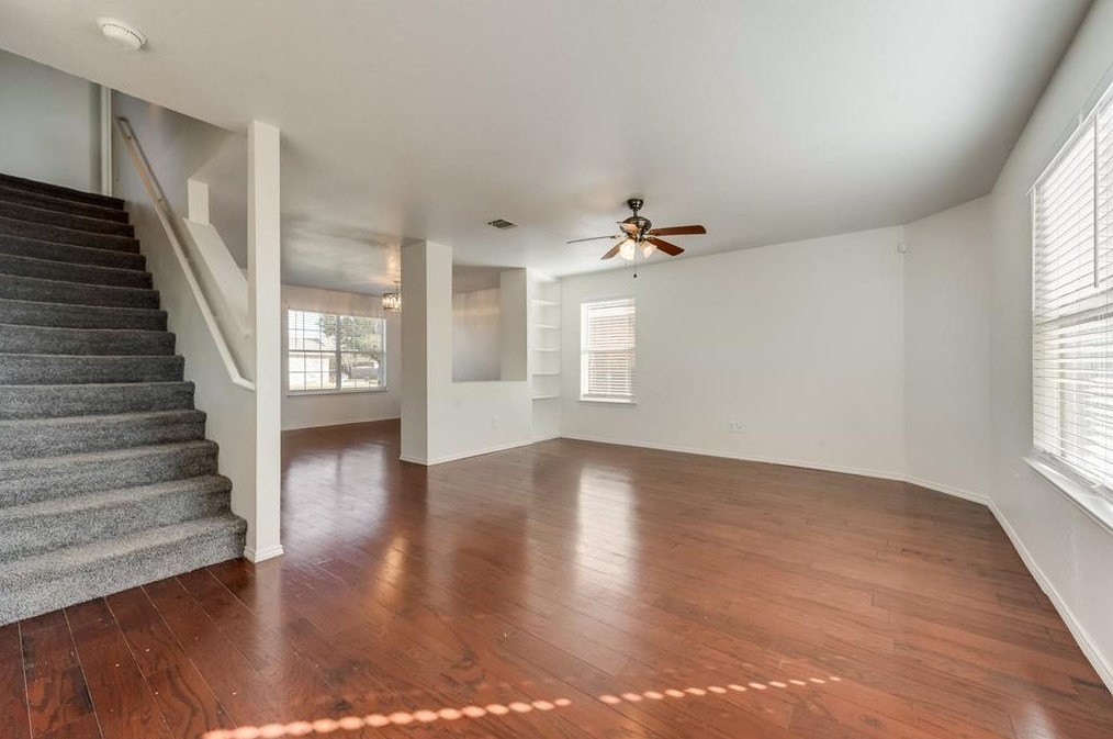 8412 Prairie Wind Trl, Fort Worth, TX 76134
