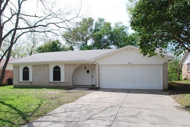 6520 Armando Ave, Fort Worth, TX 76133