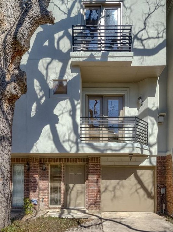 4051 Travis St Apt E, Dallas, TX