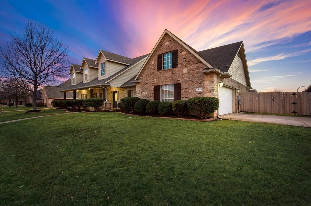 13625 Fishing Hole Ln, Haslet, TX 76052-4854