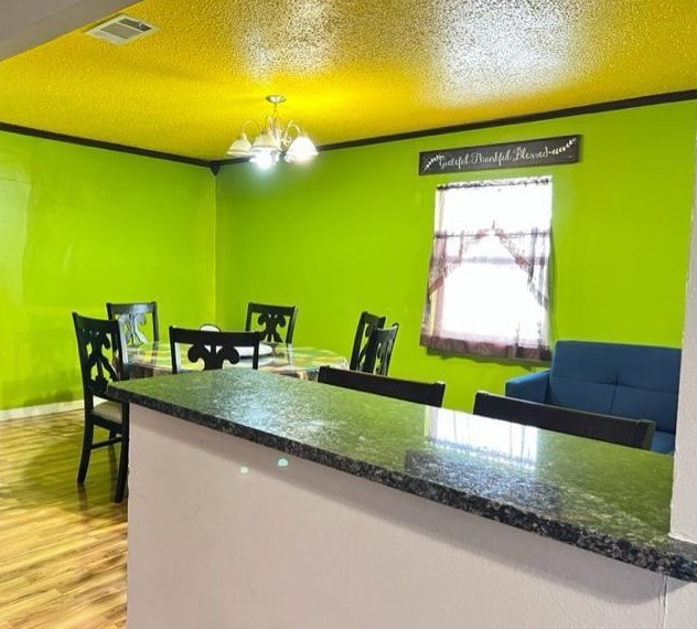 4222 Ridgedale Dr, Mesquite TX 75150-1644 exterior