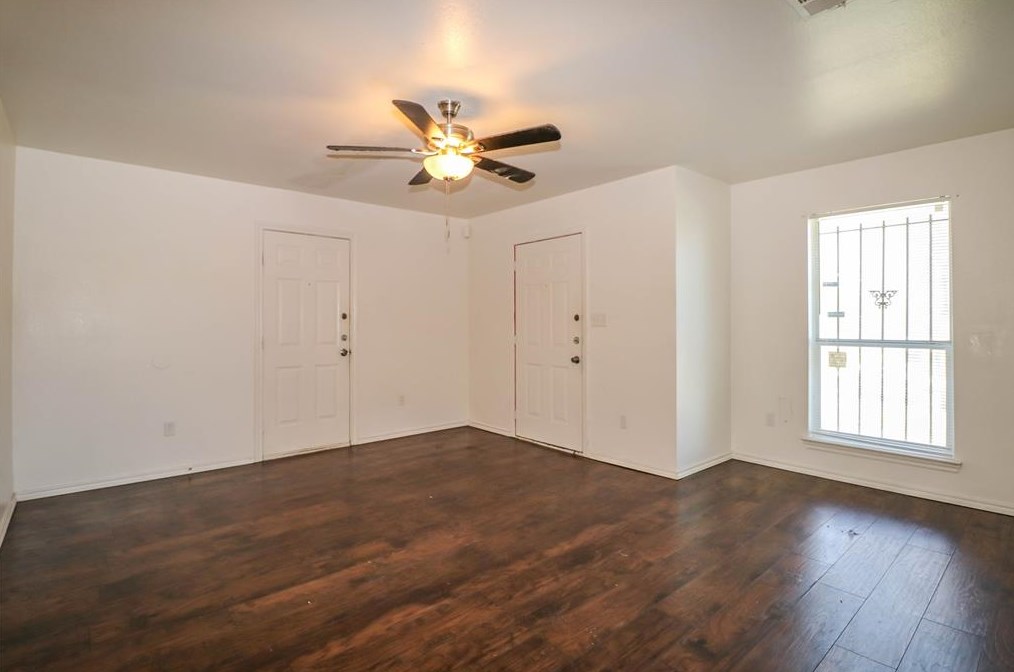 2352 Givendale Rd, Dallas, TX 75241