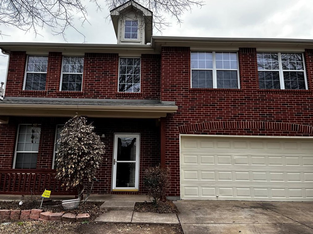 10617 Highland Ridge Rd, Fort Worth, TX 76108