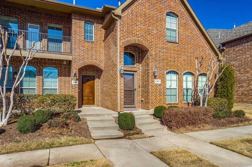 4253 Indian Run Dr, Carrollton, TX 75010
