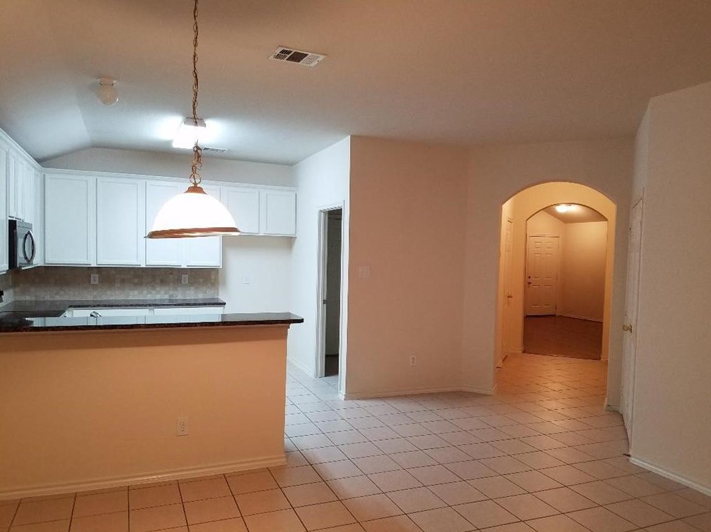 6705 Whitestone Dr, Mckinney TX  75070-6627 exterior