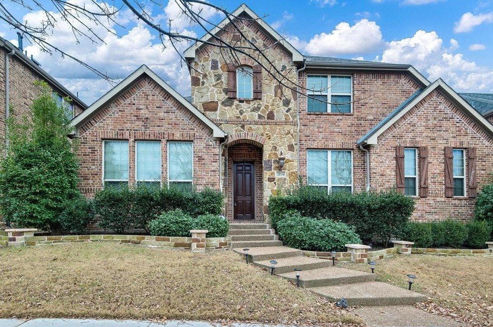 2016 Magic Mantle Dr, Frisco, TX 75056