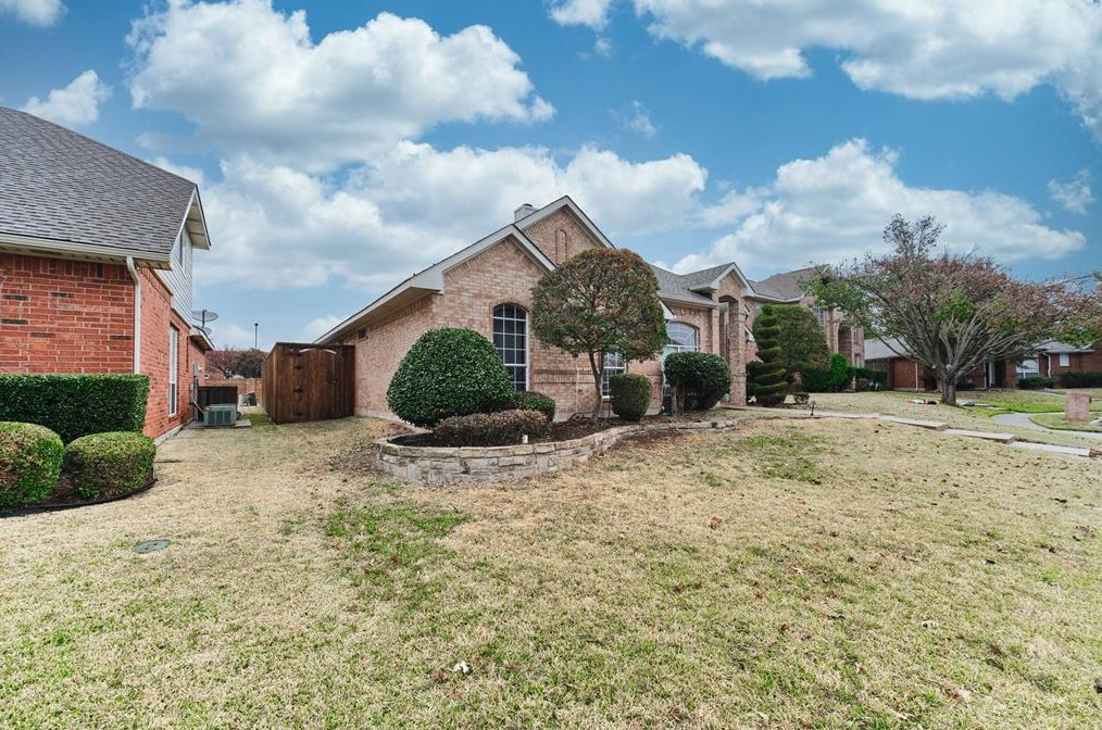 8708 Moraine Dr, Frisco, TX 75034