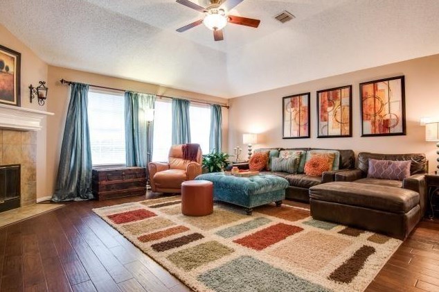 1553 Shannon Dr, Lewisville, TX 75077