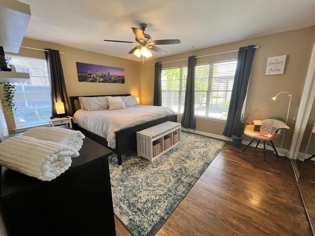 6627 Mockingbird Ln, Dallas TX 75209-5210 exterior