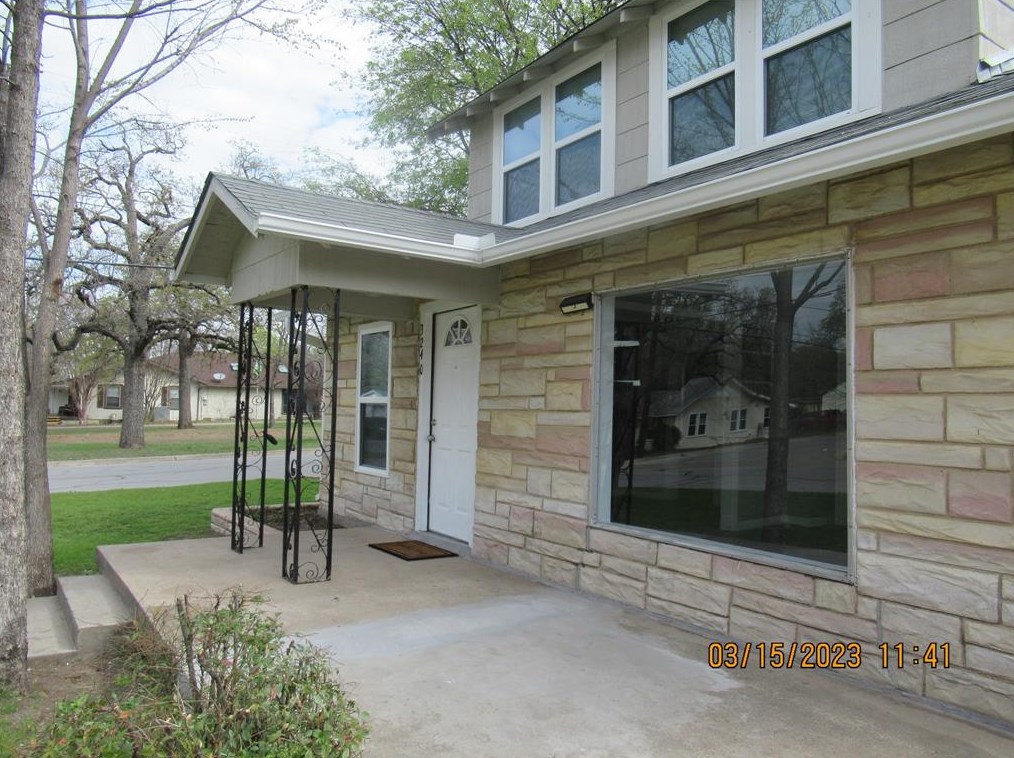 3240 Delaware Trl, Fort Worth, TX 76135