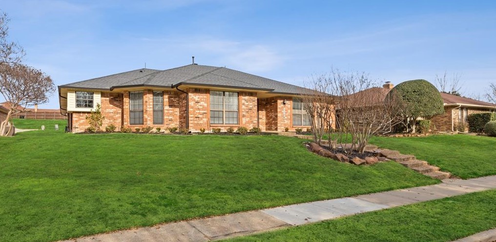 3302 Luallen Dr, Carrollton, TX 75007