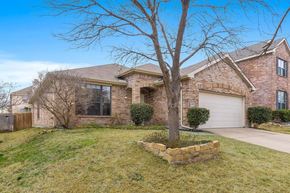 10701 Vista Heights Blvd, Fort Worth, TX 76108
