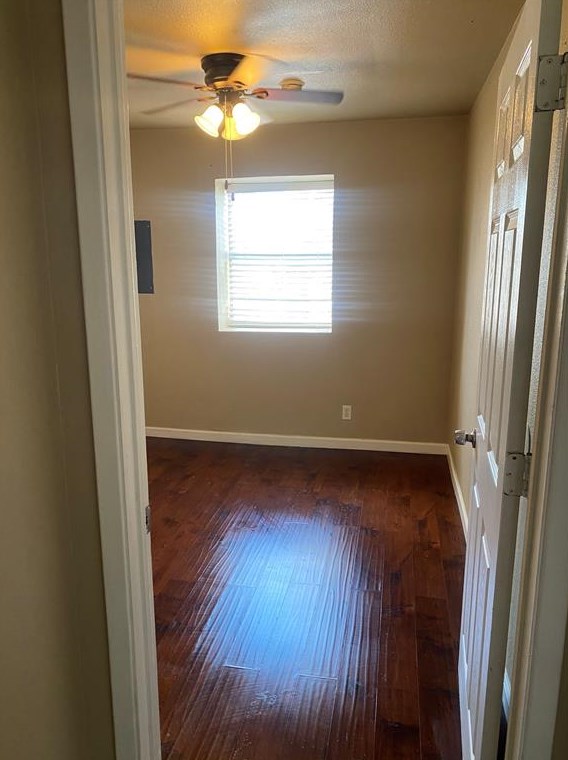 1015 E Tucker St #202, Fort Worth, TX 76104