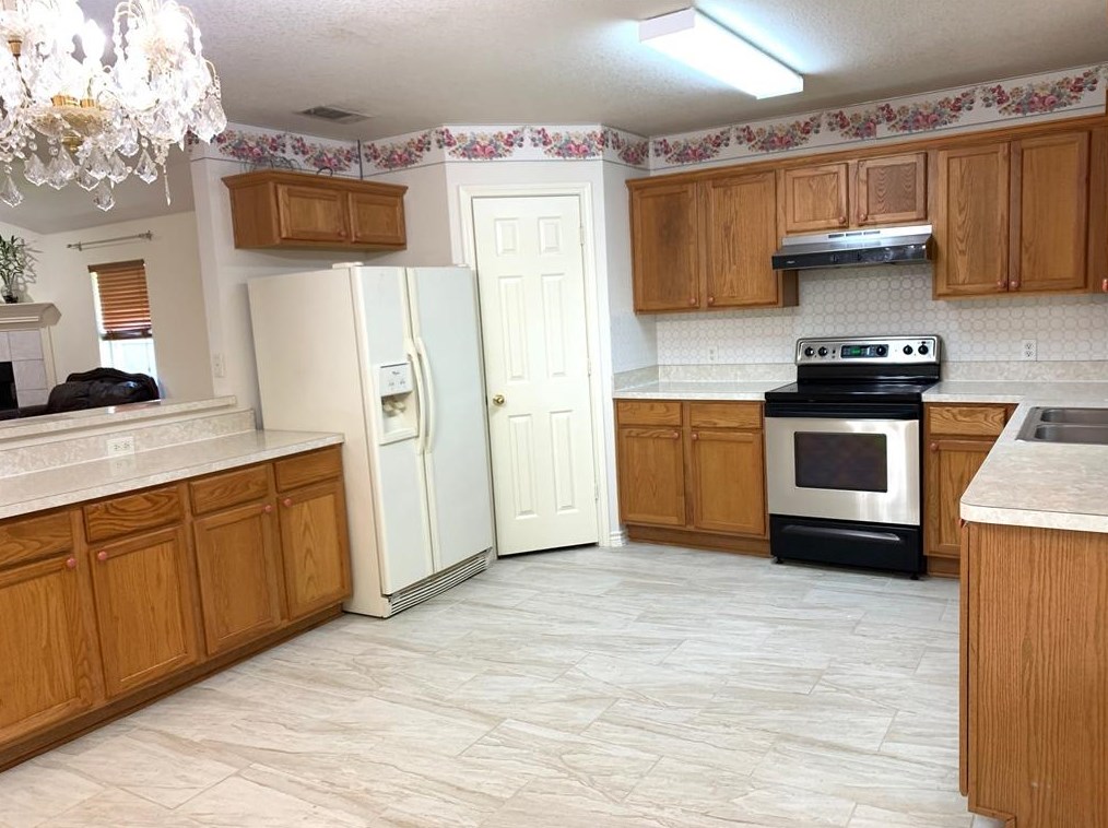 3432 Jack Atkins Ct, Fort Worth TX  76117-2972 exterior