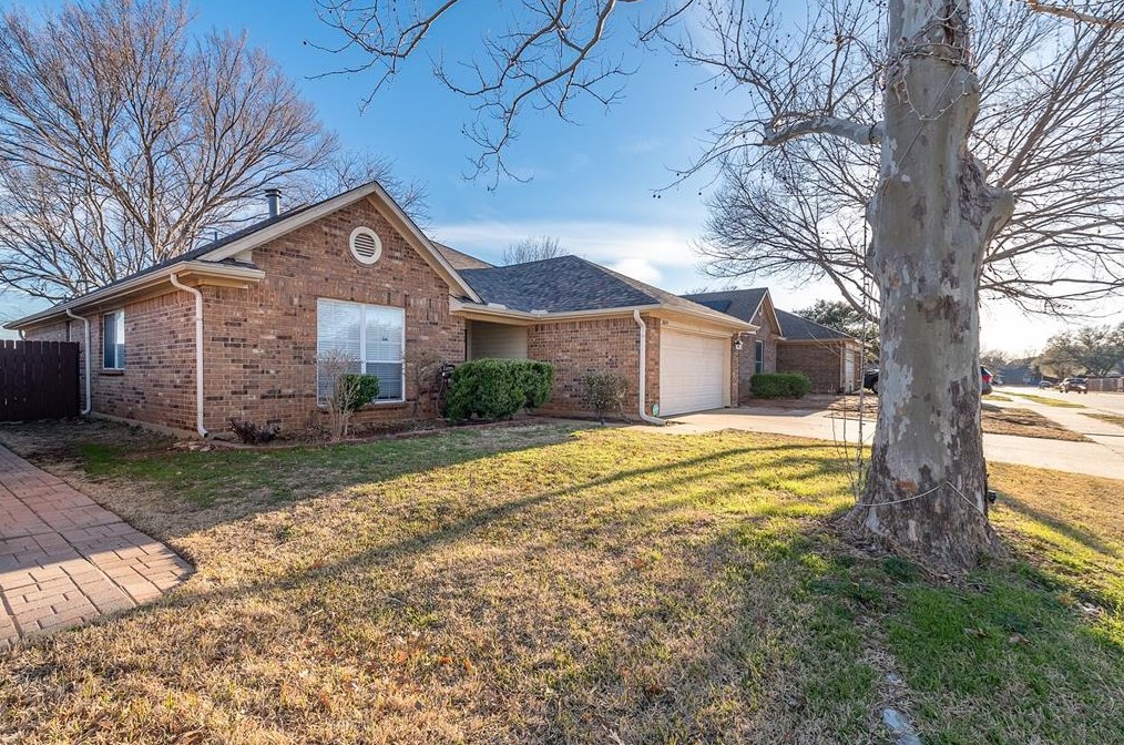 2615 Needles St, Euless, TX 76040