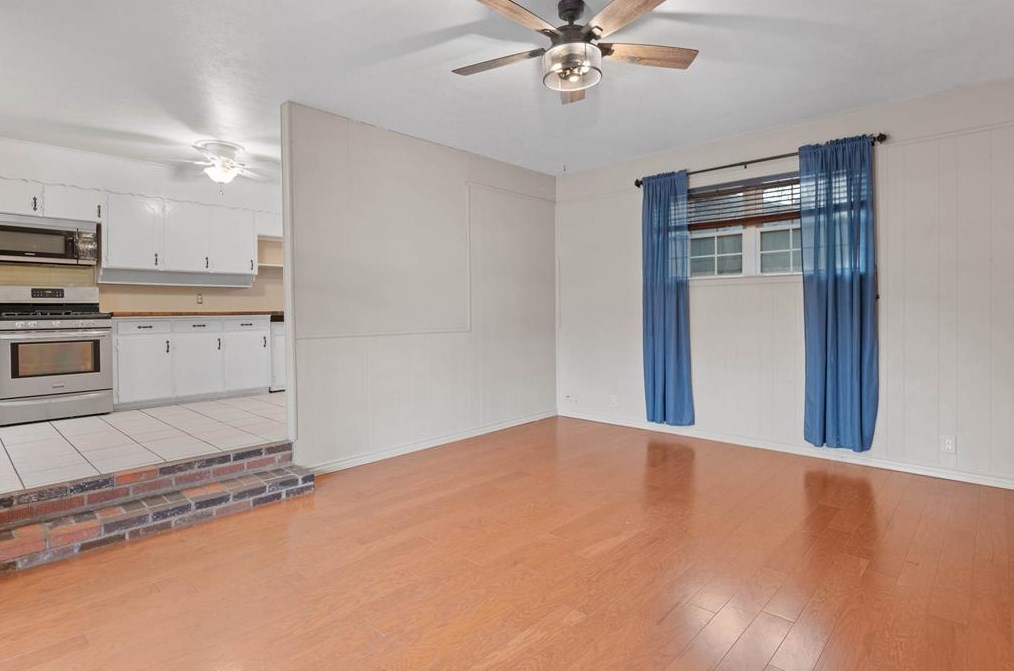 819 Blue Bonnet Pl, Denton, TX 76209