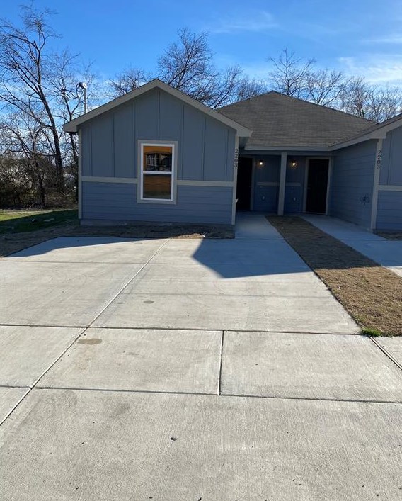 2203 Henry St #a, Greenville, TX 75401