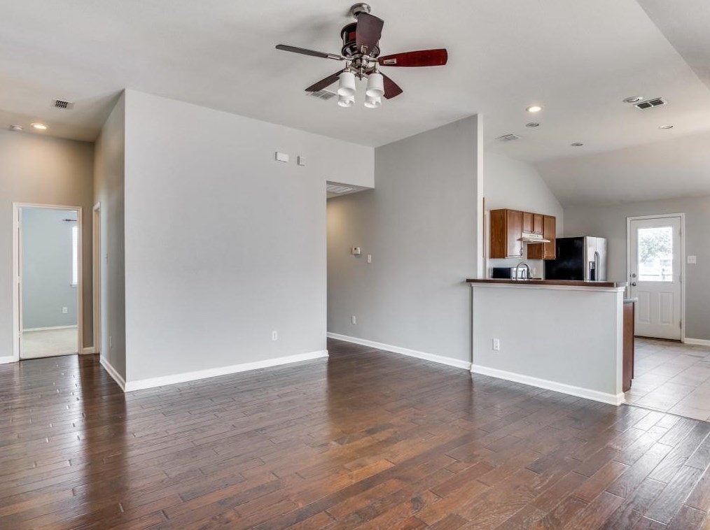8473 Canvasback Ln, Dallas, TX 75249