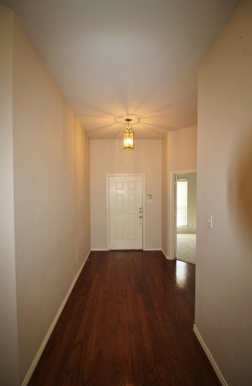 8611 Darrington Dr, Dallas, TX 75249
