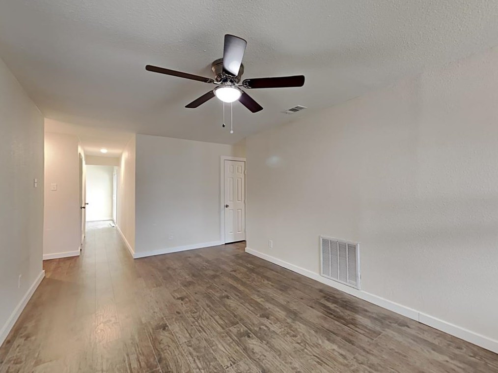 4140 Norco St, Dallas, TX 75212-1231