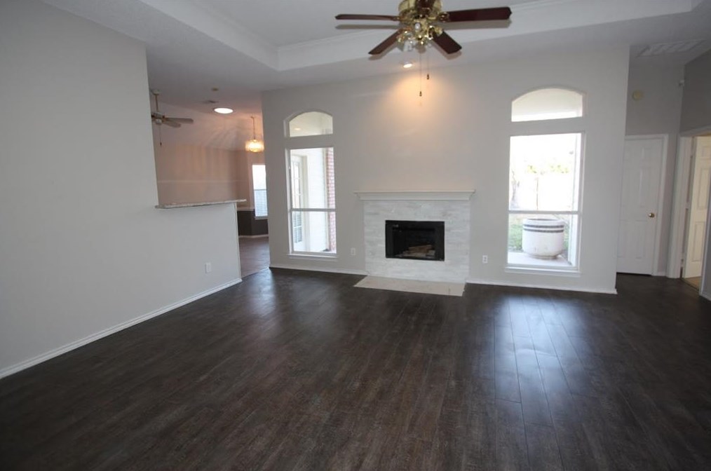 7400 Amber Dr, Fort Worth, TX 76148