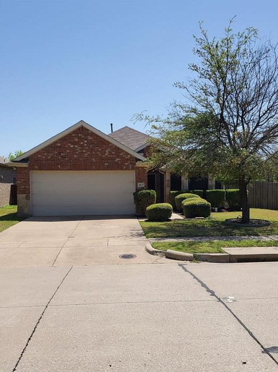9617 Falcons Fire Dr, McKinney, TX 75070
