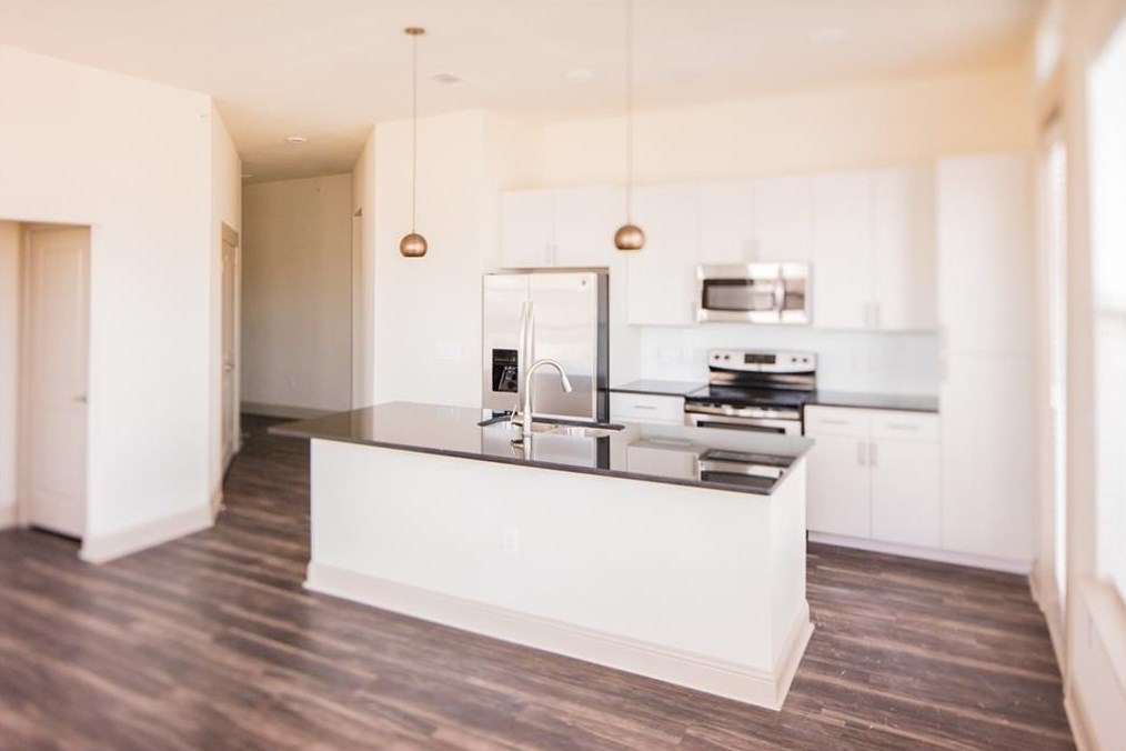 2901 W 5th St #300, Fort Worth, TX 76107
