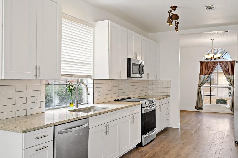 3403 Cyn Vw Ct, Mckinney TX 75071-3244 exterior