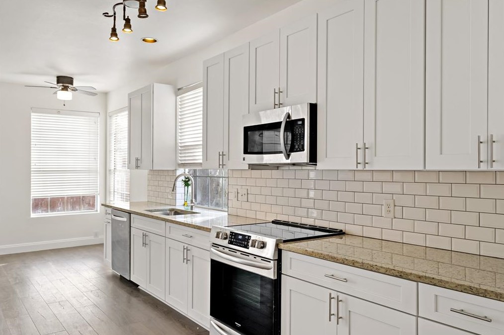 3403 Cyn Vw Ct, Mckinney TX 75071-3244 exterior