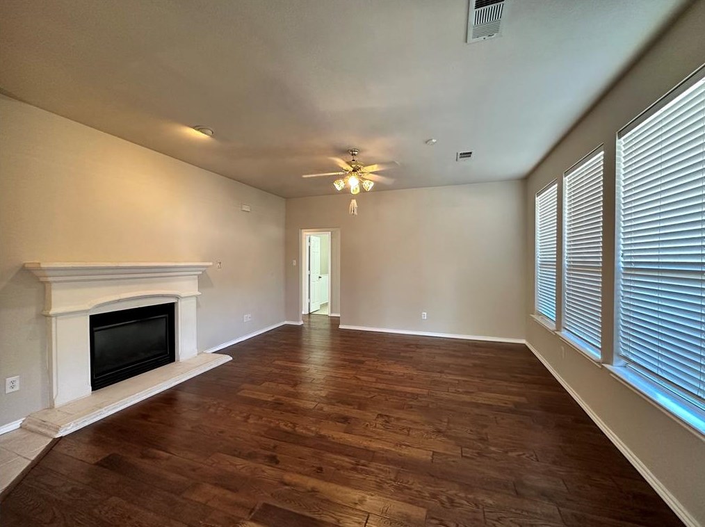 5917 Big Flat Dr, Fort Worth, TX 76131