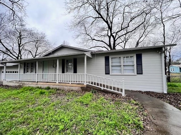 208 N 36th St, Corsicana, TX 75110