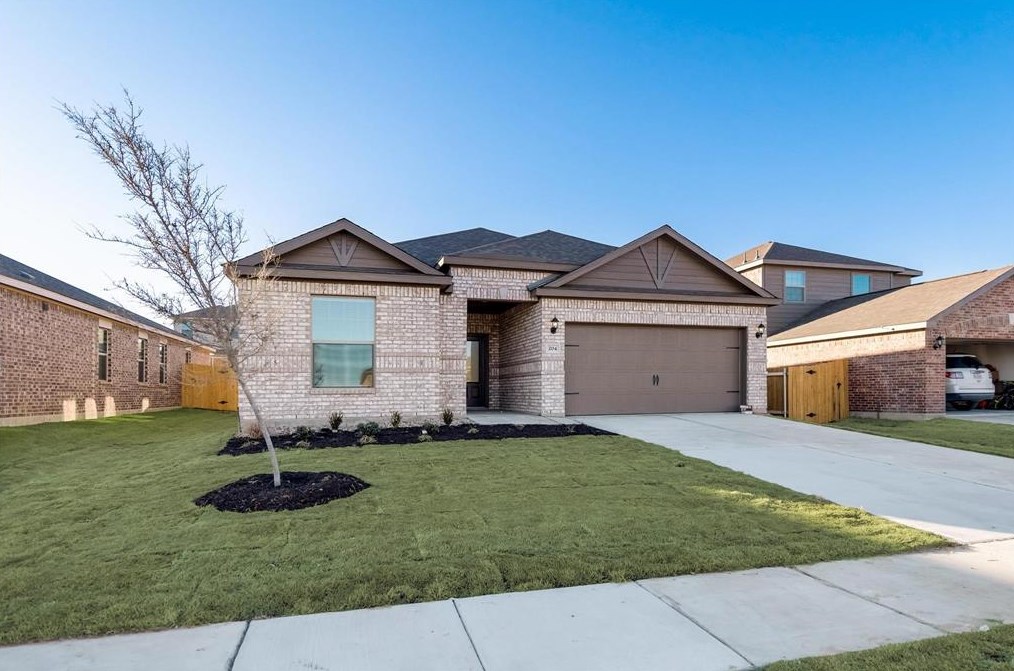 204 Lake Ridge, Princeton, TX 75407