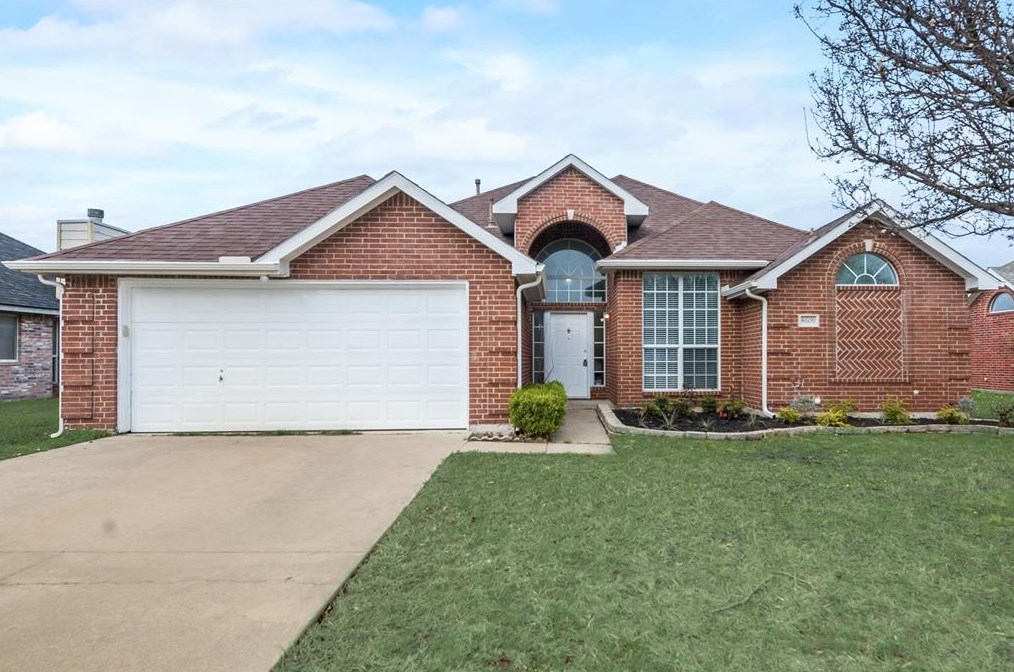 8609 Holland Ave, Rowlett TX  75089-7832 exterior