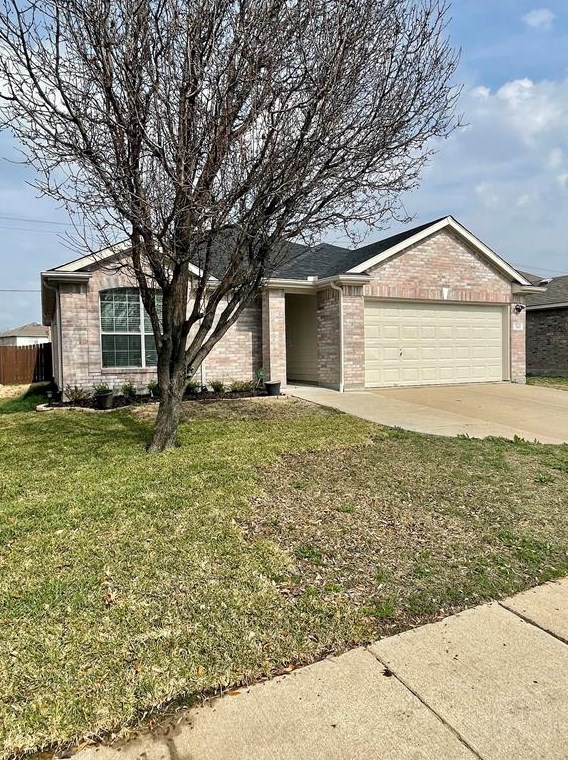 130 Starlight Dr, Forney, TX 75126