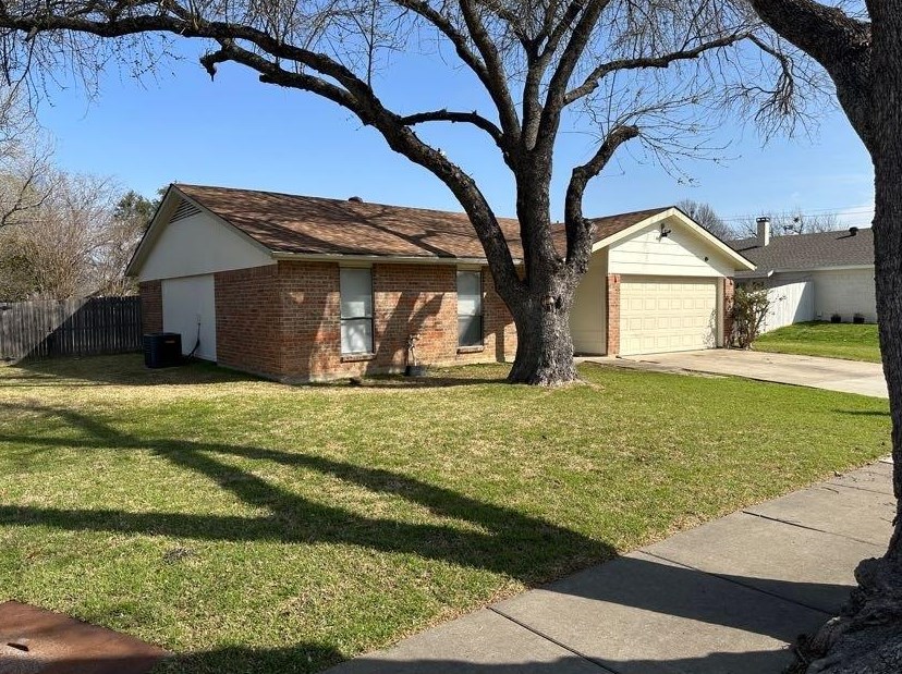 2809 Churchill Way, Garland, TX 75044