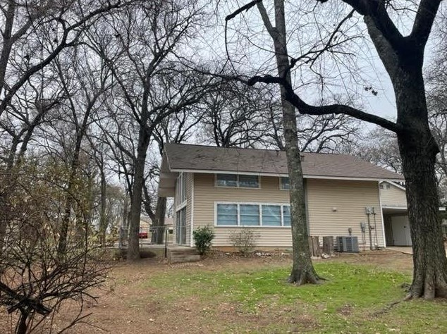 1100 Kiowa Dr W, Whitesboro, TX 76240